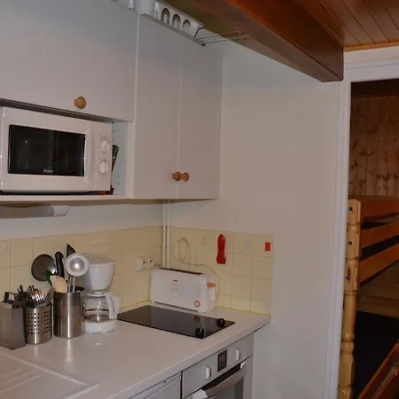 4 Personnes Avec Wifi, Balcon, A Apartment *