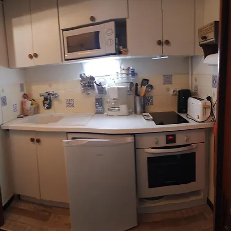 Apartment 4 Personnes Avec Wifi, Balcon, A *