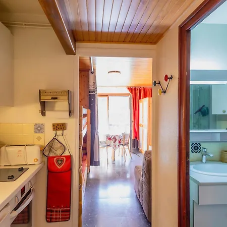 Apartment 4 Personnes Avec Wifi, Balcon, A